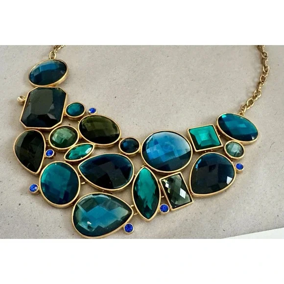 Vintage Joan Rivers Blue Teal Crystal Bib Necklace Gold Tone Statement - Picture 4 of 7